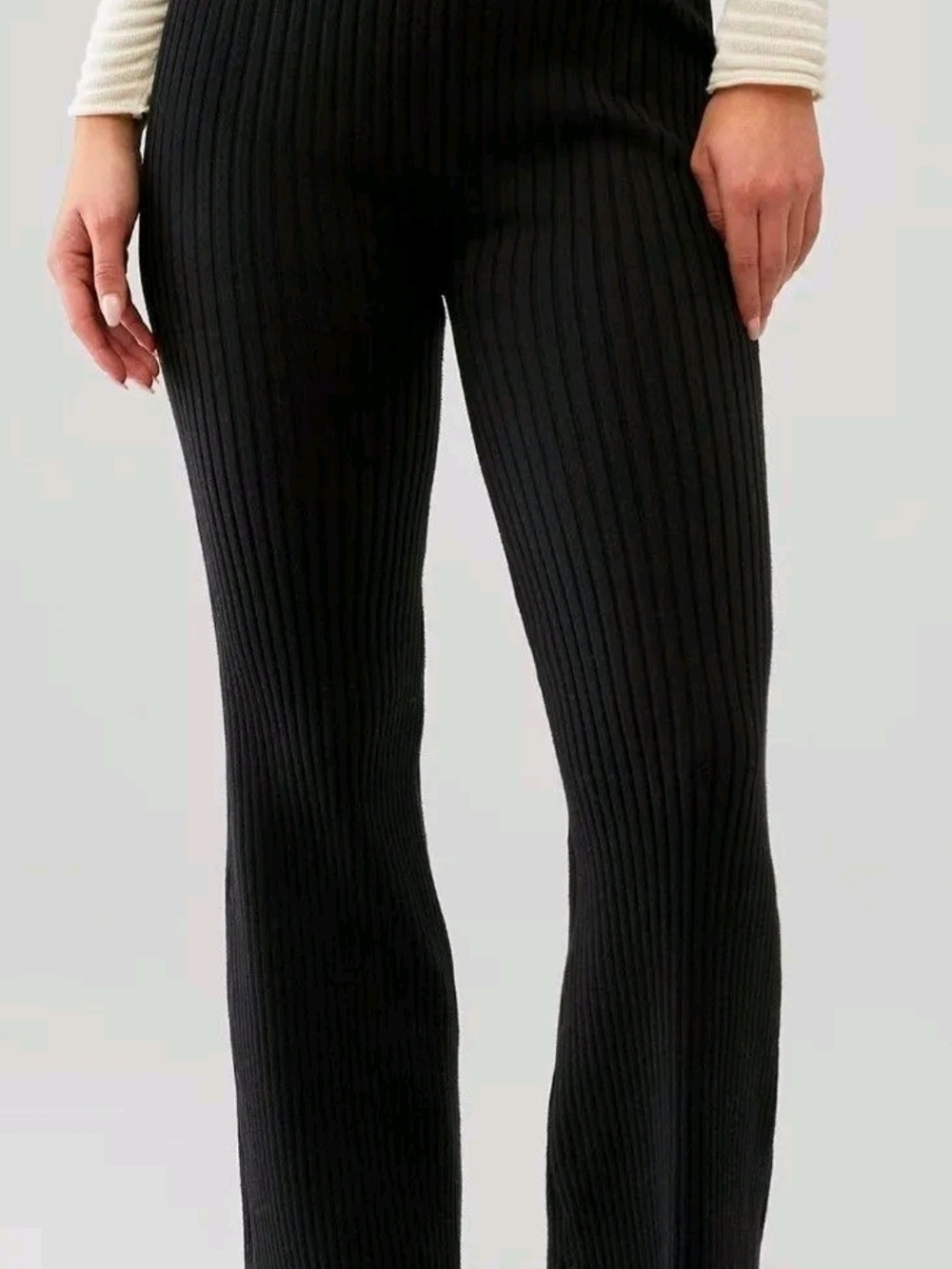 ASTR Maida Ribbed Sweater Flare Pants